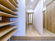 【東京都/渋谷区幡ヶ谷】秀和幡ヶ谷レジデンス 玄関