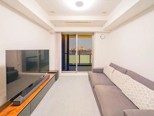 【東京都/新宿区富久町】富久クロスコンフォートタワー リビング・ダイニング：夜間