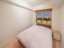 【東京都/新宿区富久町】富久クロスコンフォートタワー 洋室：夜間