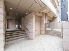【東京都/渋谷区本町】ウエリス渋谷本町 エントランス