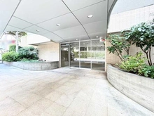 【東京都/渋谷区初台】プラウド代々木初台 エントランス