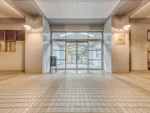 【東京都/新宿区百人町】西戸山タワーホウムズセントラルタワー エントランス