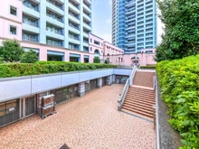 【東京都/新宿区百人町】西戸山タワーホウムズセントラルタワー 敷地内