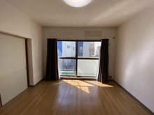 【神奈川県/秦野市新町】ホーユウパレス秦野 リビング