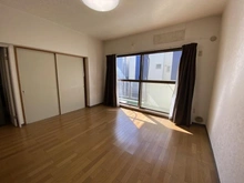 【神奈川県/秦野市新町】ホーユウパレス秦野 リビング