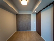 【東京都/新宿区弁天町】グランドメゾン新宿弁天町 洋室