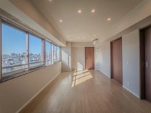 【東京都/新宿区弁天町】グランドメゾン新宿弁天町 リビング