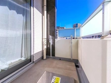 【東京都/新宿区北新宿】ジオ西新宿ツインレジデンス  イースト棟 バルコニー