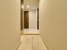 【東京都/港区新橋】コンシェリア新橋SIX 廊下