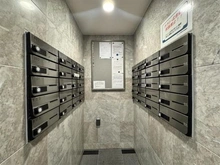 【東京都/港区新橋】コンシェリア新橋SIX メールBOX