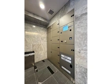 【東京都/港区新橋】コンシェリア新橋SIX 宅配BOX