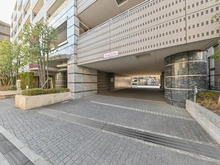 【神奈川県/川崎市中原区市ノ坪】クレストフォルム武蔵小杉ブライトコート 敷地内