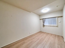 【東京都/渋谷区恵比寿】オープンレジデンシア恵比寿コート サービスルーム（納戸）