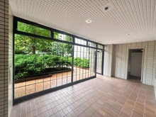 【埼玉県/和光市本町】シーアイハイツ和光A棟 敷地内：A号棟エレベーターホール