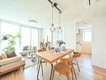 【東京都/渋谷区初台】プラウド代々木初台 リビング・ダイニング：※家具調度品等は販売価格に含まれておりません