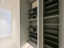 【東京都/渋谷区初台】プラウド代々木初台 収納：玄関