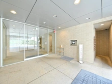 【東京都/渋谷区初台】プラウド代々木初台 エントランス