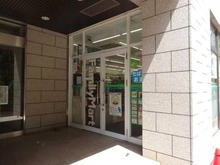 【東京都/港区東新橋】東京ツインパークス レフトウィング ファミリーマートヴィーイタリア店（現地より約220m）