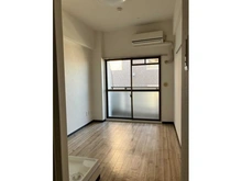 【埼玉県/川口市西青木】スカイコート西川口第2 洋室