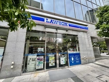 【東京都/港区白金】プレイス白金ブライトレジデンス ローソン白金高輪駅前店（現地より約170m）