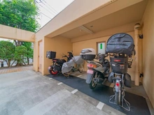 【東京都/世田谷区深沢】ルナコート等々力 バイク置場