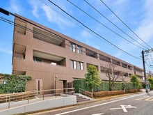 【東京都/杉並区浜田山】アリュール浜田山 外観：角地を生かした3棟構成からなるレジデンス