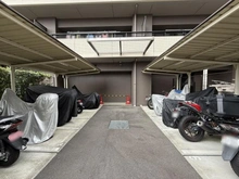 【神奈川県/相模原市中央区相模原】THEパームス相模原パークブライティア バイク置場
