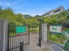 【東京都/新宿区下落合】バウス目白御留山 おとめ山公園（現地より約20m）：