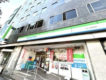 【東京都/新宿区市谷本村町】アトラス四谷レジデンス ファミリーマート四ツ谷駅前店（現地より約500m）