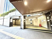 【東京都/新宿区市谷本村町】アトラス四谷レジデンス 南北線[四ツ谷]駅（現地より約500m）：複数路線を活用でき
様々な場所へのアクセスが良好です！