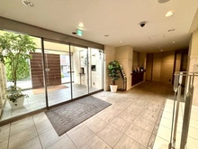 【東京都/渋谷区西原】ファミールグラン代々木西原デクスターハウス エントランス