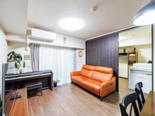 【東京都/新宿区北新宿】プレシス新宿柏木 リビング・ダイニング：奥：洋室