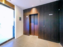 【東京都/新宿区北新宿】ジオ西新宿ツインレジデンス  イースト棟 共用部：エレベーターホール