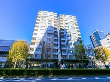 【東京都/新宿区北新宿】ジオ西新宿ツインレジデンス  イースト棟 外観