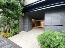 【東京都/板橋区仲宿】プラウド板橋区役所前 エントランス