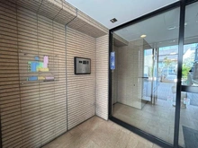 【東京都/三鷹市上連雀】ジェイパーク三鷹ノルディックエア エントランス