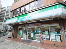 【東京都/府中市宮町】府中パーク・ホームズ ファミリーマート府中宮町店（現地より約190m）