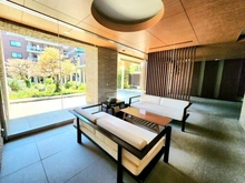 【東京都/武蔵野市桜堤】桜堤庭園ファイシア G棟 エントランス：G棟　サブエントランス