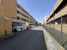 【神奈川県/川崎市幸区古市場】クレストフォルム新川崎サウスステージ 駐車場