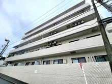 【神奈川県/横浜市港北区菊名】グローリア初穂菊名 外観