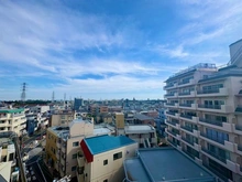 【東京都/練馬区関町北】コスモ武蔵関ロイヤルフォルム 眺望：7階・南西角部屋のため、眺望・通風良好