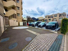 【東京都/練馬区関町北】コスモ武蔵関ロイヤルフォルム 駐車場
