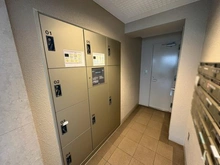 【東京都/西東京市田無町】プリンスハイツ田無 宅配BOX：右側：メールBOX