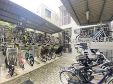 【東京都/練馬区関町北】グローリオ武蔵関 駐輪場