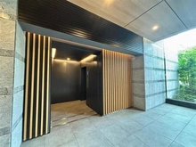 【東京都/西東京市保谷町】プラウド田無サウスアベニュー エントランス
