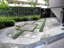 【東京都/練馬区立野町】カルム吉祥寺ミューグランデ 敷地内
