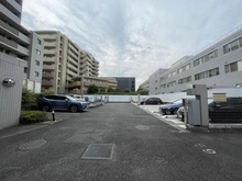 【東京都/三鷹市下連雀】オーベル吉祥寺WEST 駐車場