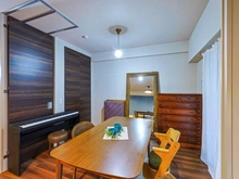 【東京都/三鷹市下連雀】プラウドシティ吉祥寺 C棟 洋室：リビング横洋室を可動式間仕切りを開放してダイニングとして利用可能です。