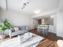 【東京都/三鷹市下連雀】パークハウス吉祥寺トリニファイ リビング・ダイニング：※家具調度品等は販売価格に含まれません。