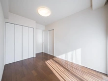 【東京都/三鷹市下連雀】パークハウス吉祥寺トリニファイ 洋室